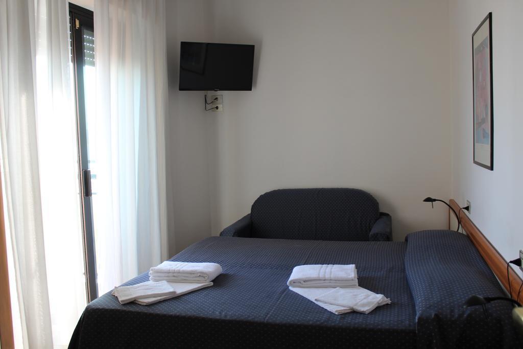 Hotel Grand Meeting Rimini Dış mekan fotoğraf