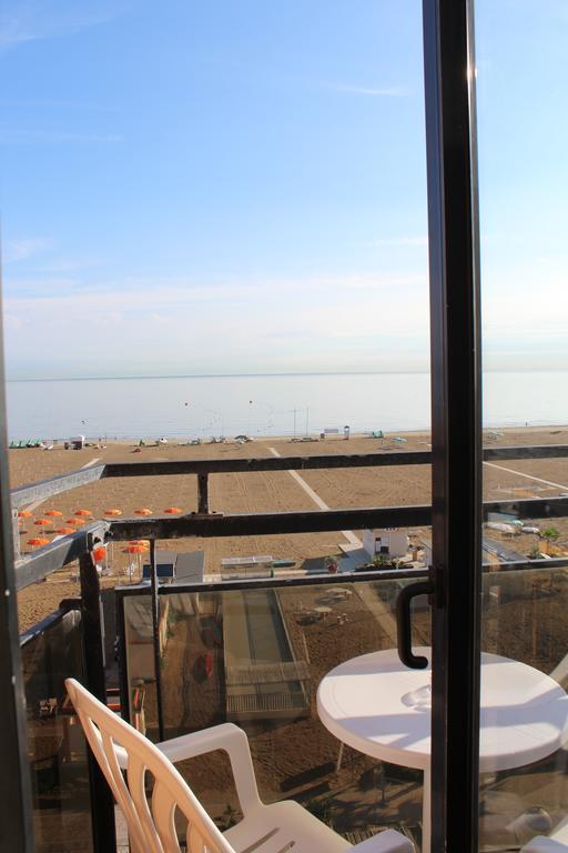 Hotel Grand Meeting Rimini Dış mekan fotoğraf
