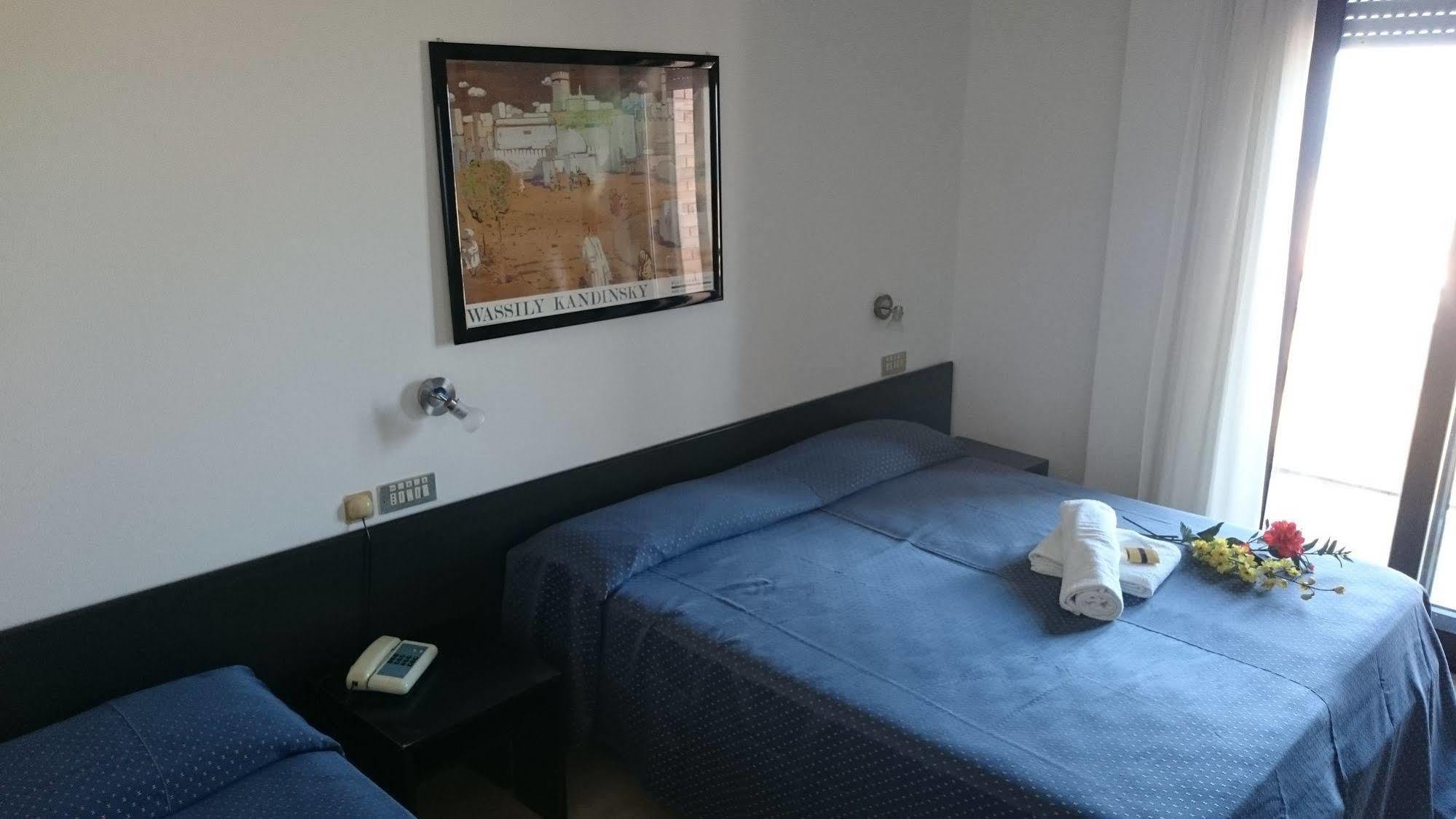 Hotel Grand Meeting Rimini Dış mekan fotoğraf